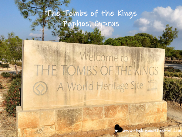 Sign at the entrance to the Tomb of the Kings